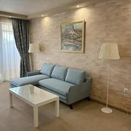Siena Palace 호텔 프리모르스코