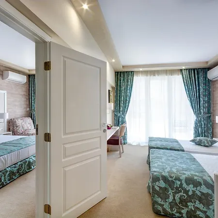 Siena Palace 普里莫尔斯科