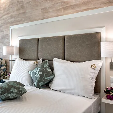 호텔 Siena Palace 4*