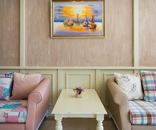 Siena Palace Ξενοδοχείο 4*