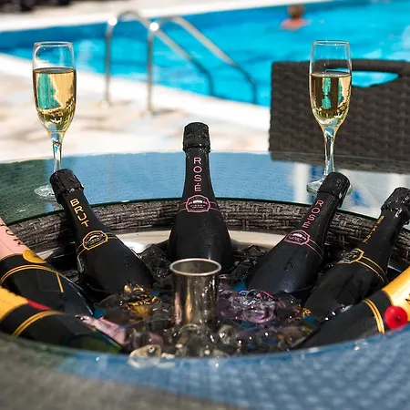 Szálloda Siena Palace