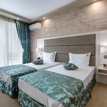 Szálloda Siena Palace 4*