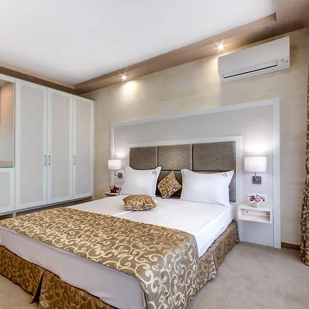 Szálloda Siena Palace Primorszko