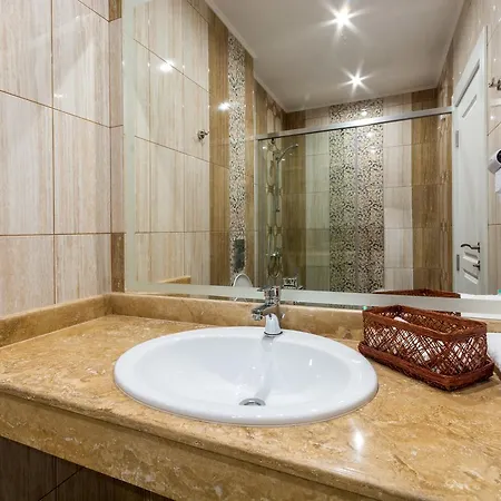 Siena Palace Szálloda 4*